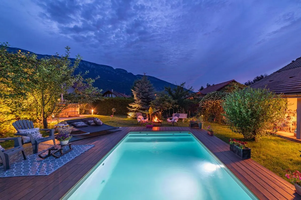 Hygge Lodge Annecy Doussard 0*,